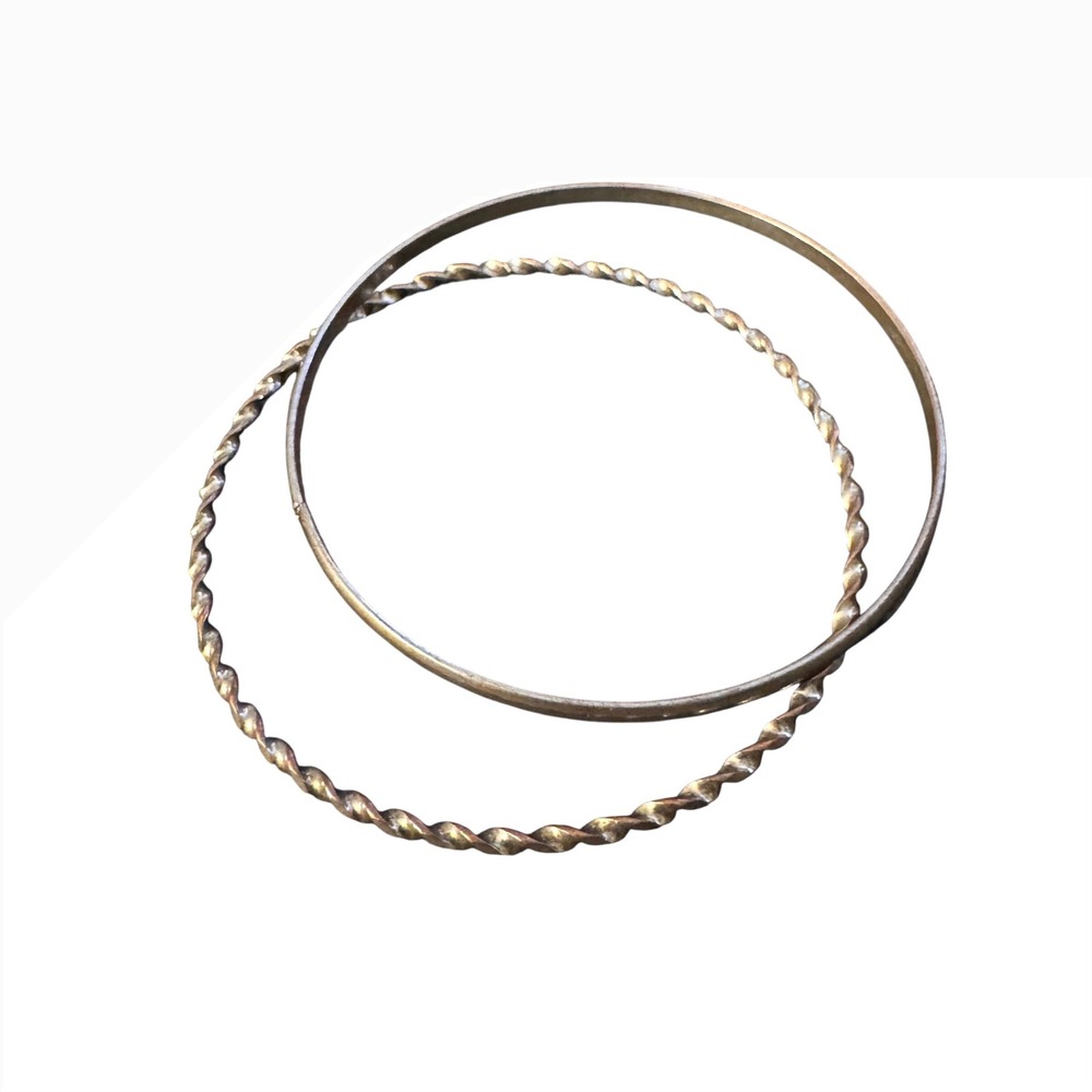 Silver Tone Bangle Bracelet Set Smooth and Twisted Rope Stackable 2 Piece OS